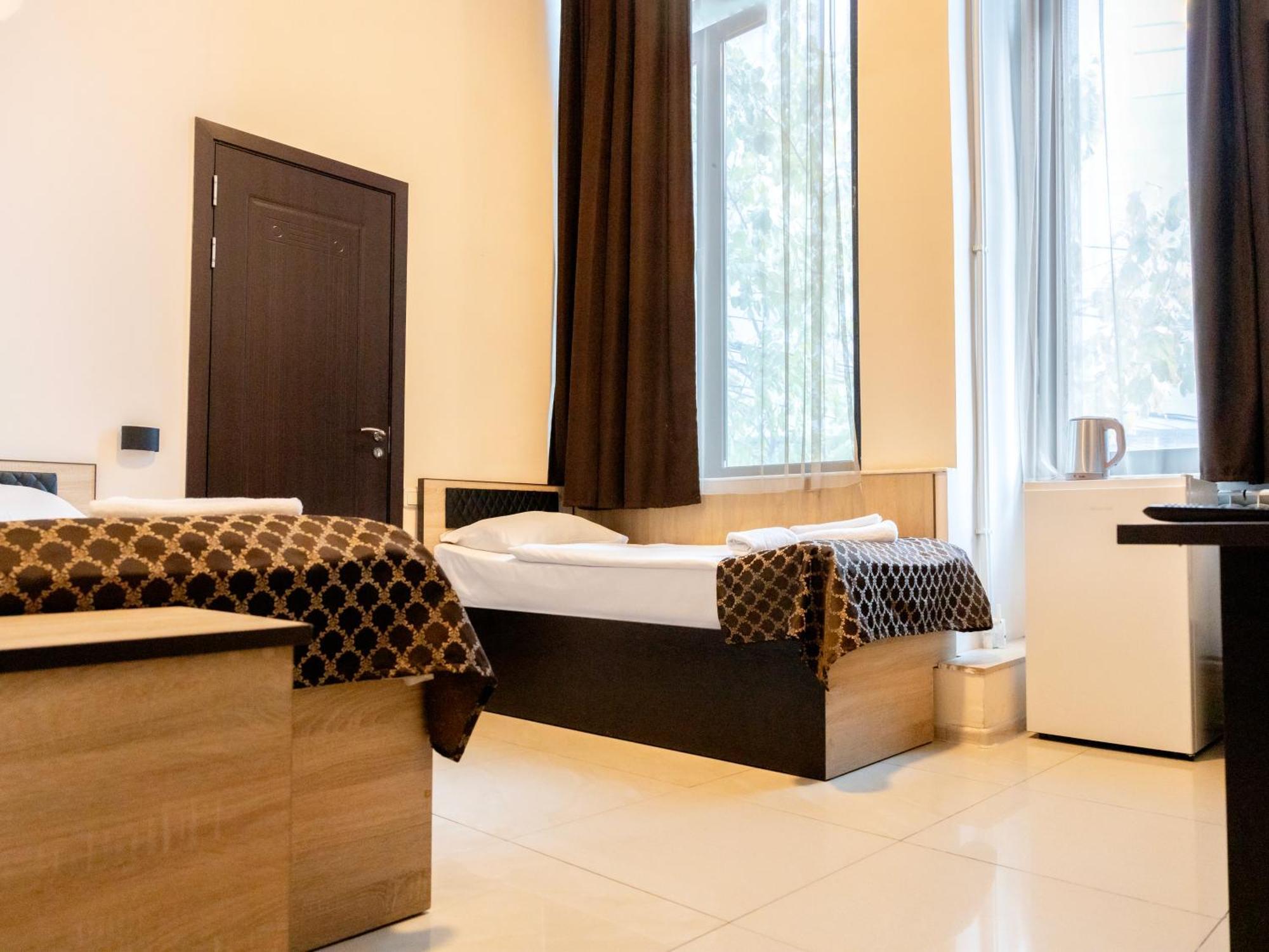 Comfort Hotel エレバン エクステリア 写真